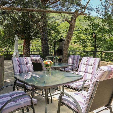 Bed and Breakfast Il Giardino Pimonte Exterior foto