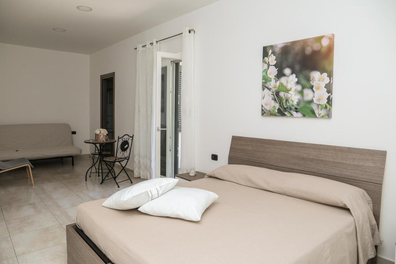 Bed and Breakfast Il Giardino Pimonte Exterior foto