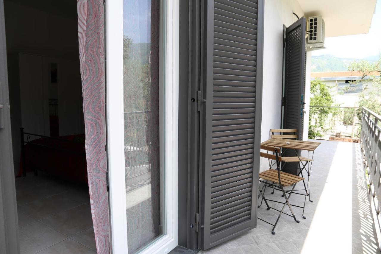 Bed and Breakfast Il Giardino Pimonte Exterior foto