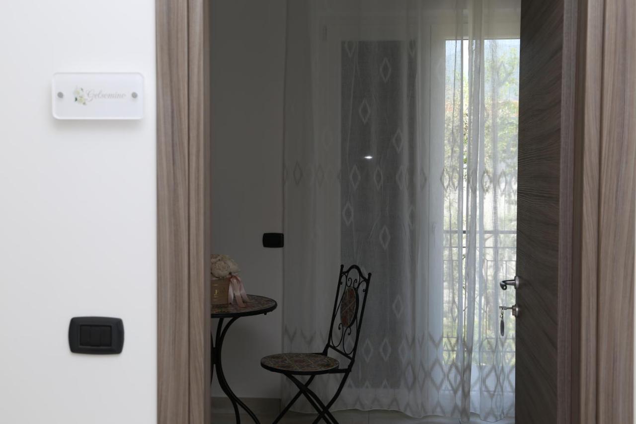 Bed and Breakfast Il Giardino Pimonte Exterior foto