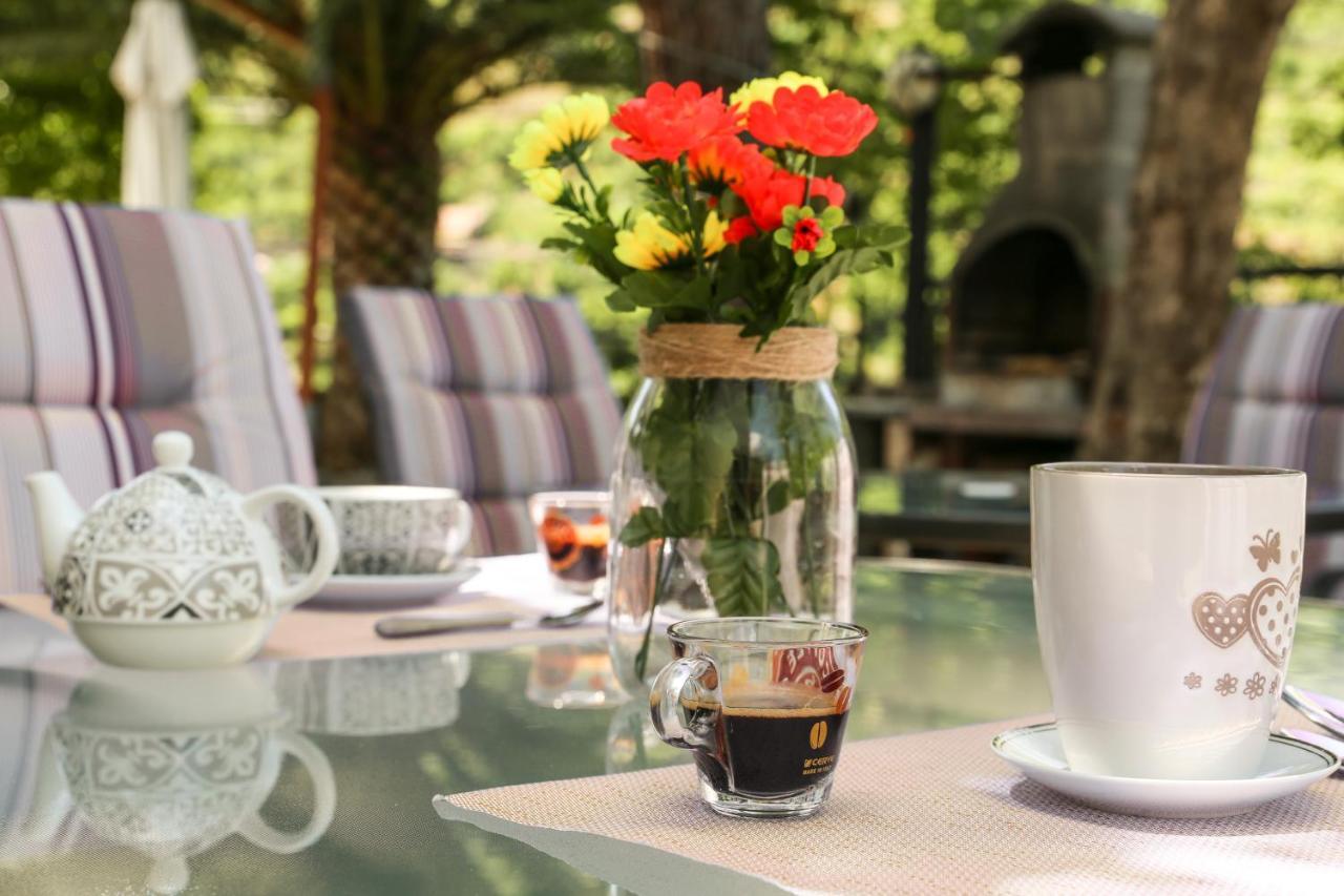 Bed and Breakfast Il Giardino Pimonte Exterior foto
